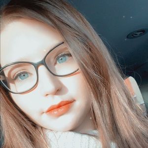 Meet your posher - Ariel 🧜🏻‍♀️💕